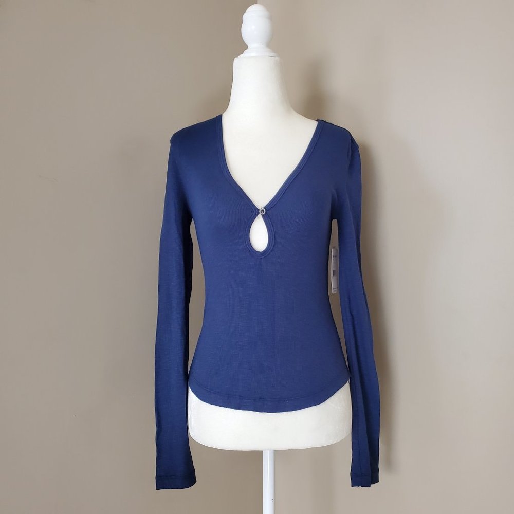Free People Tate Keyhole Blue Layering Top XS NWT - Picture 6 of 16